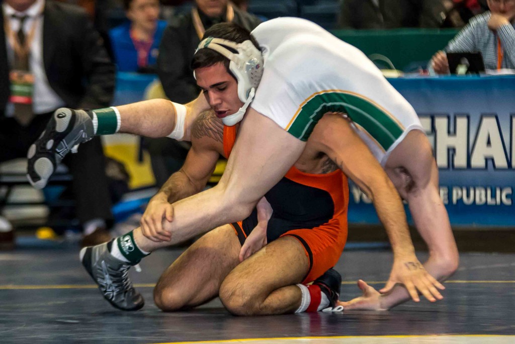 Kellen Devlin Wins 3rd State Wrestling Title, Three Others Win Div II